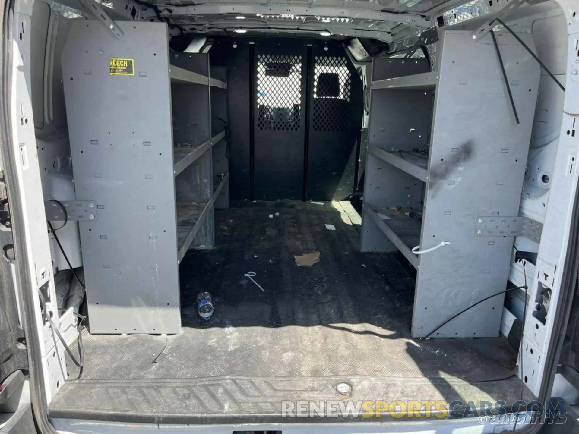 12 Photograph of a damaged car 1FTYR1YMXKKB00944 FORD TRANSIT 2019