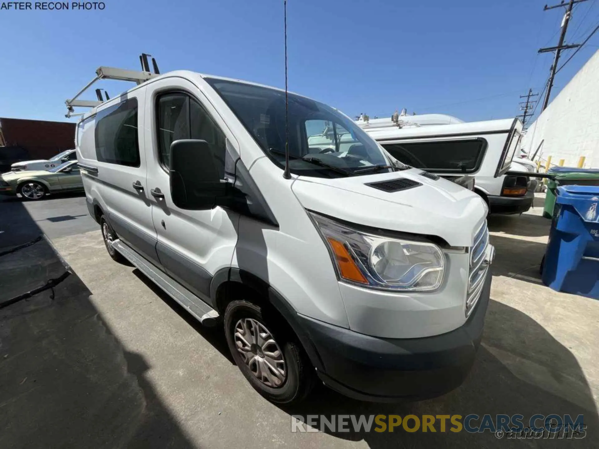 7 Photograph of a damaged car 1FTYR1YMXKKB00944 FORD TRANSIT 2019