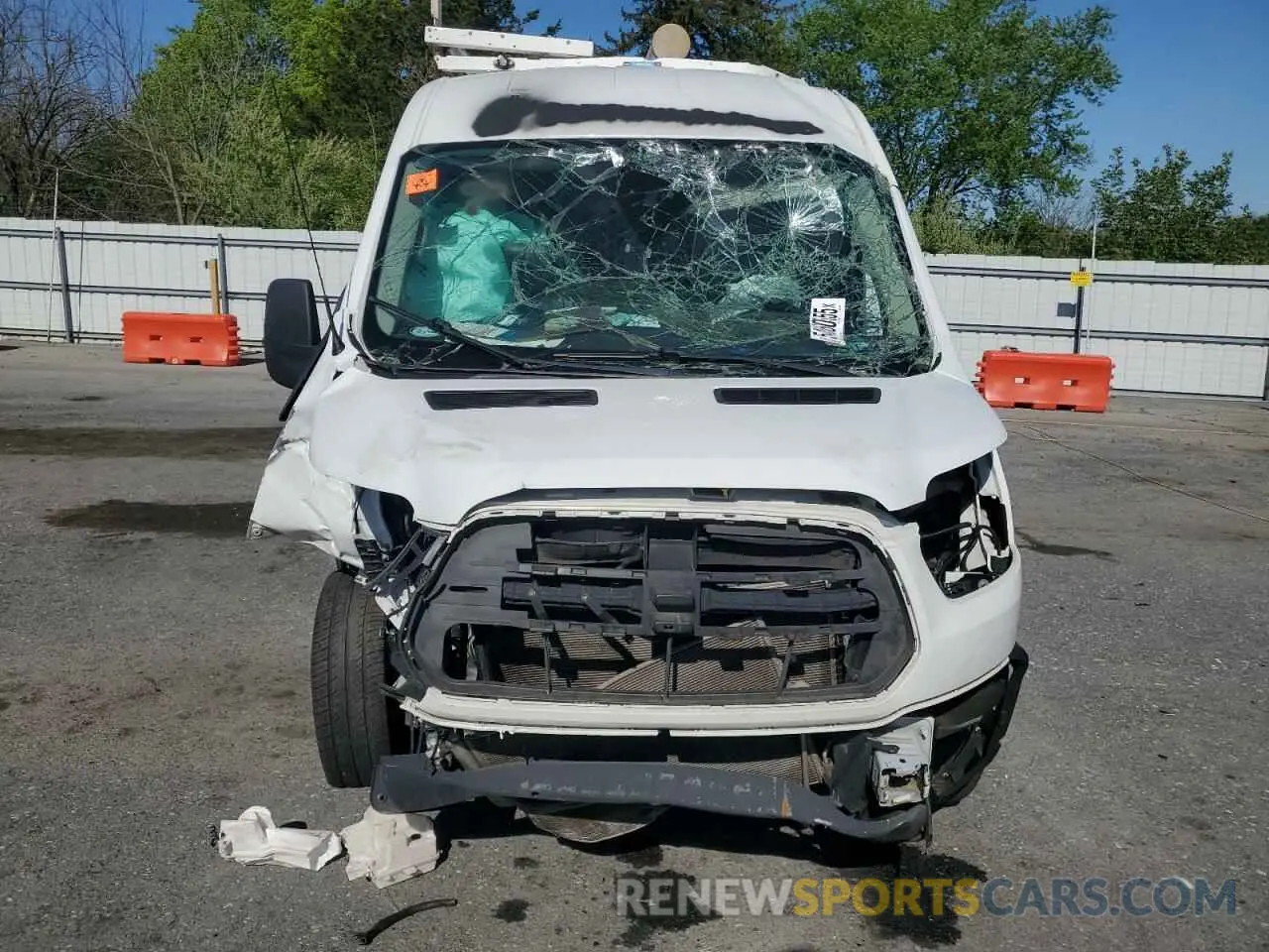 5 Photograph of a damaged car 1FTYR2CM0KKA48706 FORD TRANSIT 2019