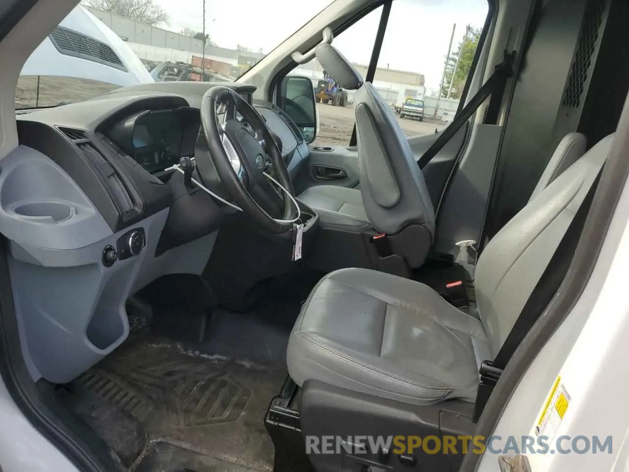 7 Фотография поврежденного автомобиля 1FTYR2CM1KKA58192 FORD TRANSIT 2019