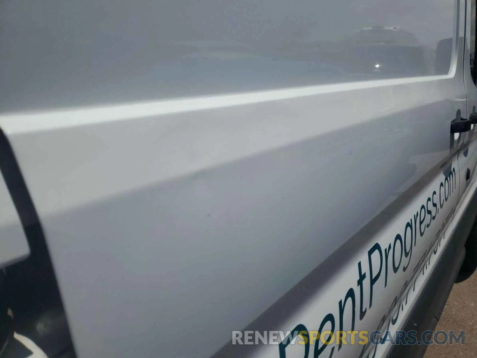3 Photograph of a damaged car 1FTYR2CM2KKA02276 FORD TRANSIT 2019