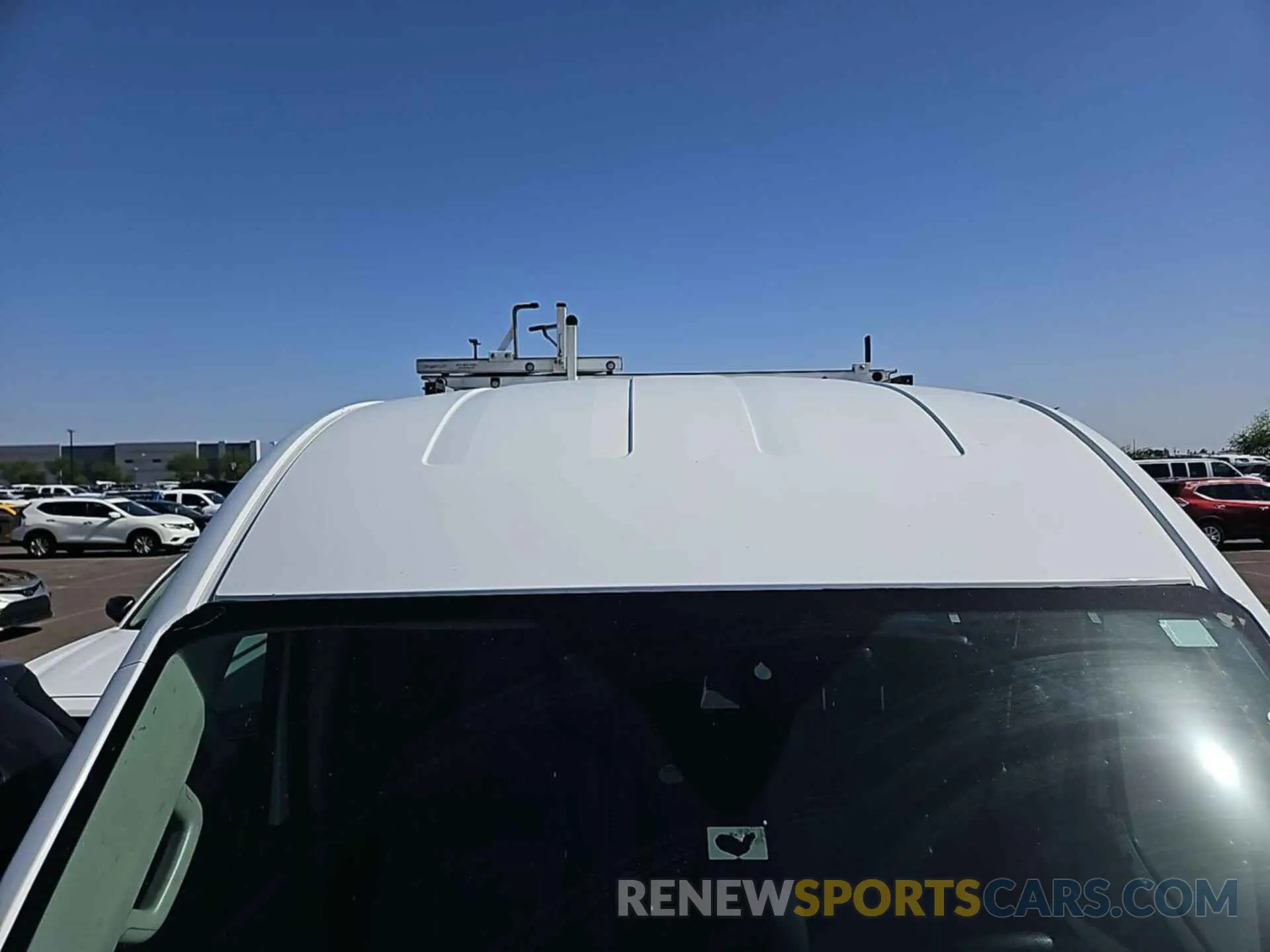 5 Photograph of a damaged car 1FTYR2CM2KKA02276 FORD TRANSIT 2019