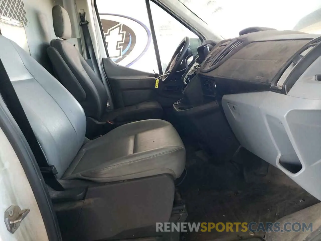 7 Фотография поврежденного автомобиля 1FTYR2XG7KKA92447 FORD TRANSIT 2019