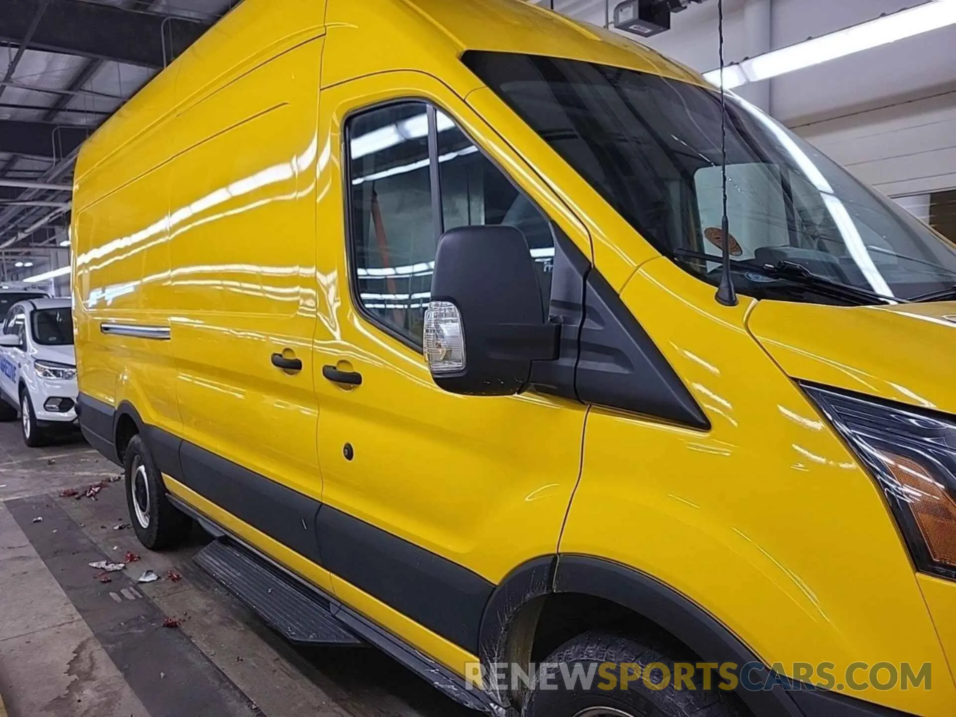 19 Фотография поврежденного автомобиля 1FTYR3XM0KKA38662 FORD TRANSIT 2019