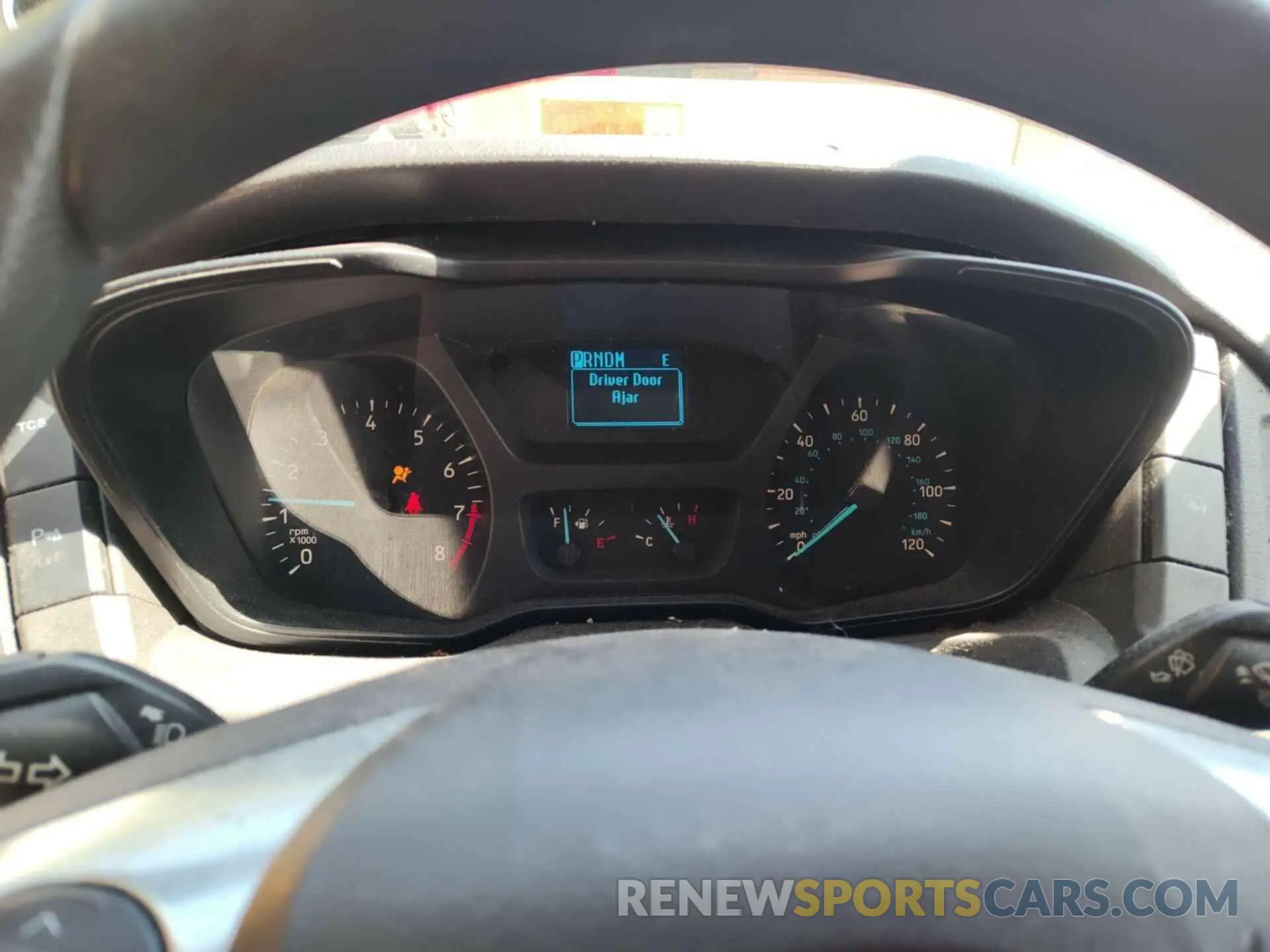 5 Photograph of a damaged car 1FTYR3XM8KKA38683 FORD TRANSIT 2019
