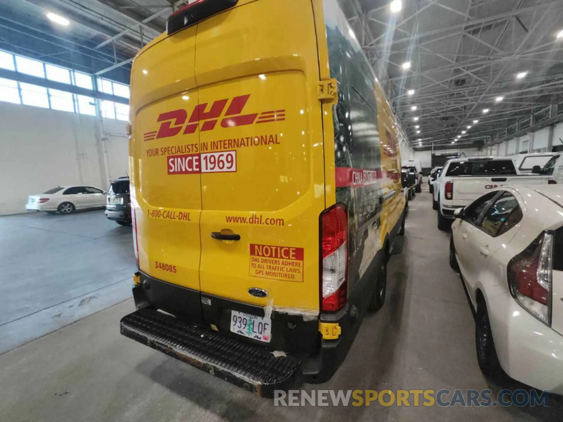 8 Photograph of a damaged car 1FTYR3XM8KKA38683 FORD TRANSIT 2019