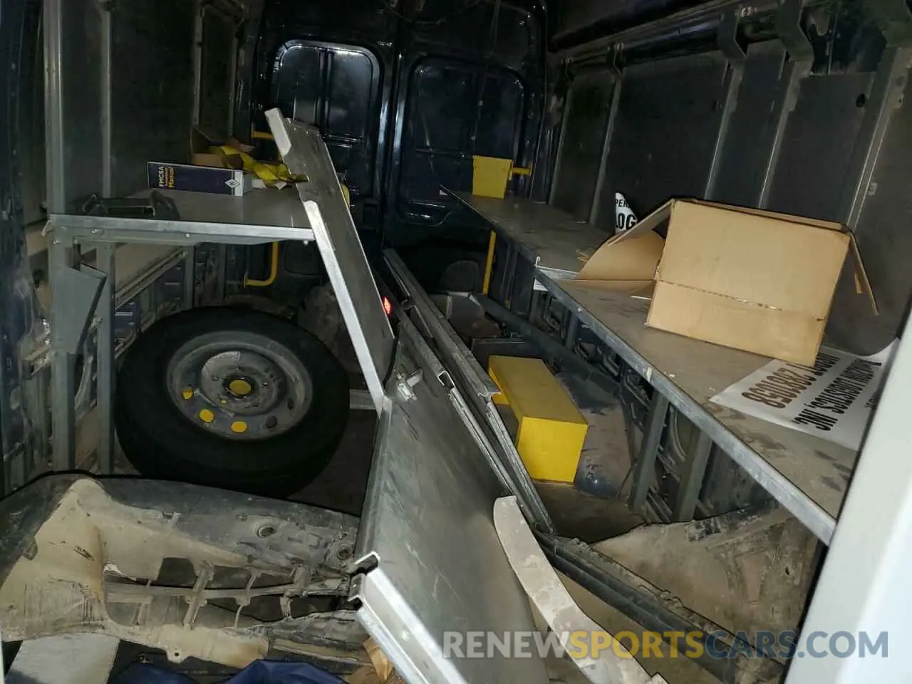 10 Photograph of a damaged car 1FTYR3XM8KKB78412 FORD TRANSIT 2019