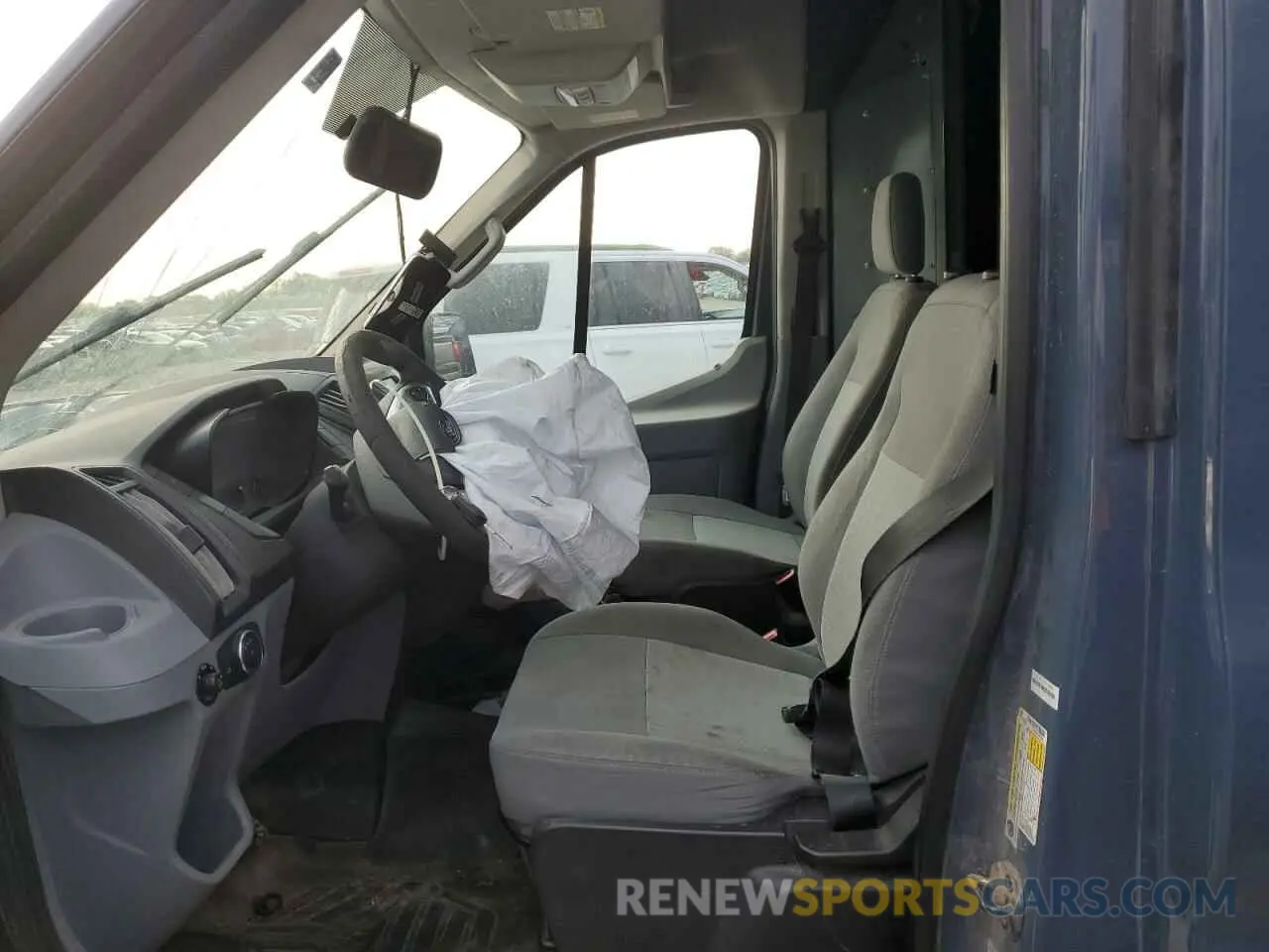7 Photograph of a damaged car 1FTYR3XM8KKB78412 FORD TRANSIT 2019