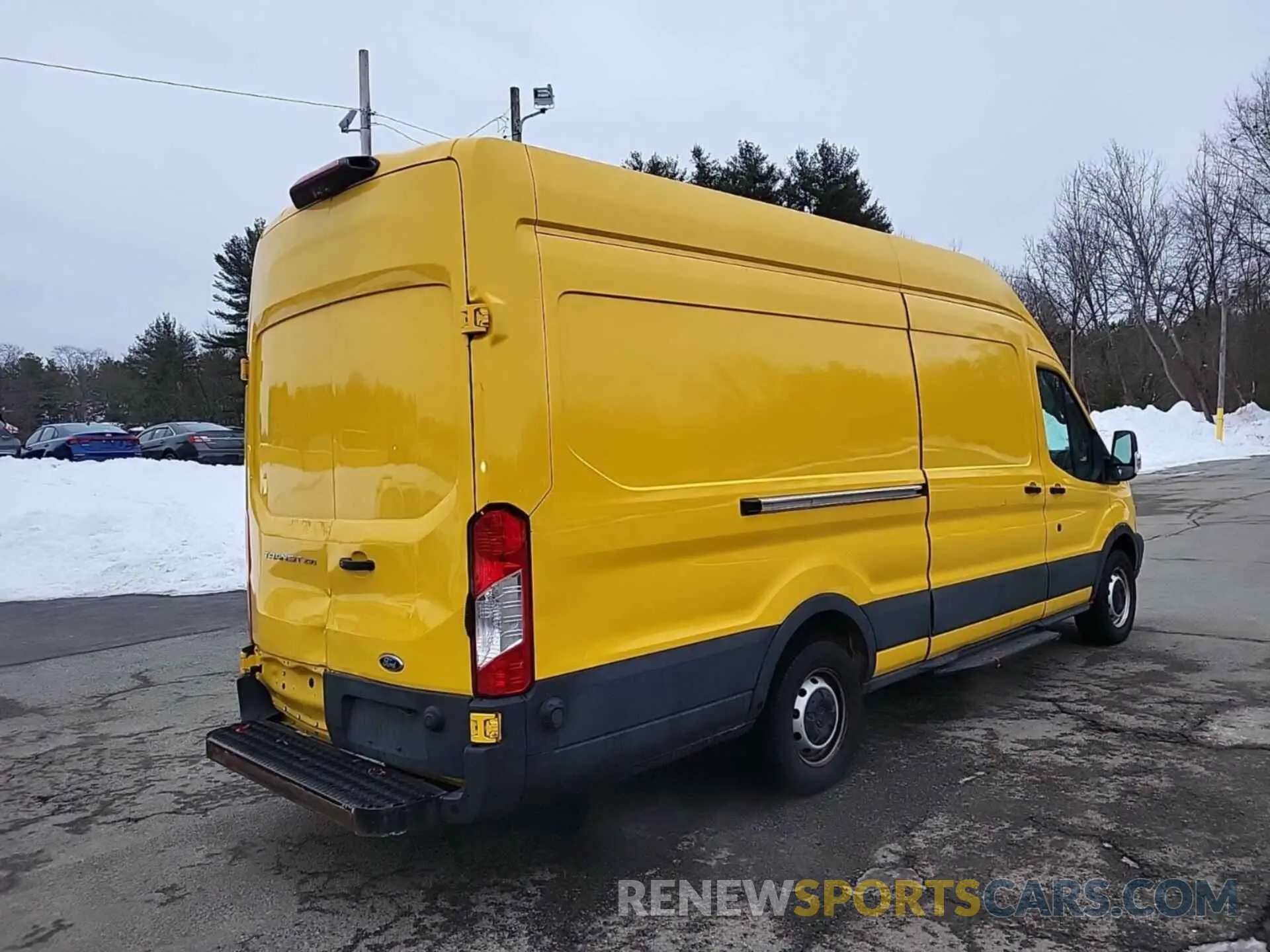 5 Photograph of a damaged car 1FTYR3XMXKKA24817 FORD TRANSIT 2019