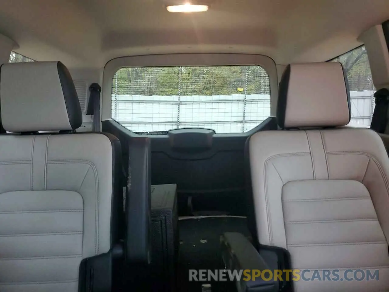 10 Photograph of a damaged car NM0GE9F21K1412564 FORD TRANSIT 2019