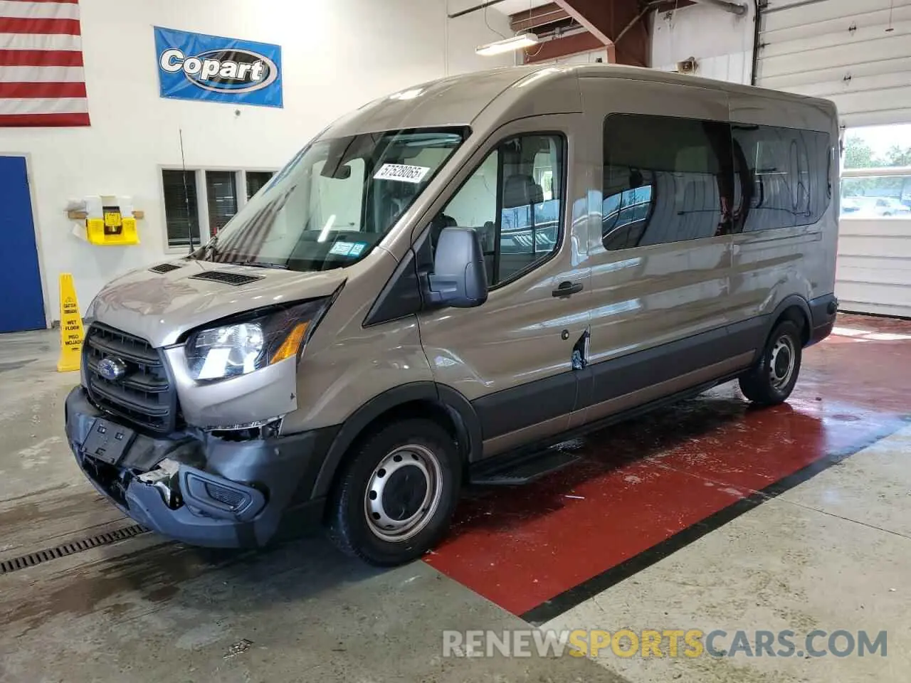 1 Фотография поврежденного автомобиля 1FBAX2C86LKB06933 FORD TRANSIT 2020