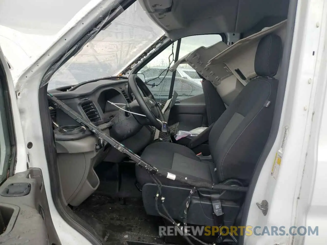 7 Photograph of a damaged car 1FBAX2CG4LKB43132 FORD TRANSIT 2020