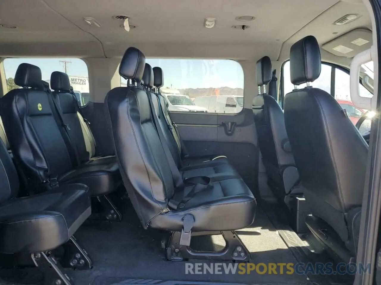 10 Photograph of a damaged car 1FBAX2YG3LKB62702 FORD TRANSIT 2020