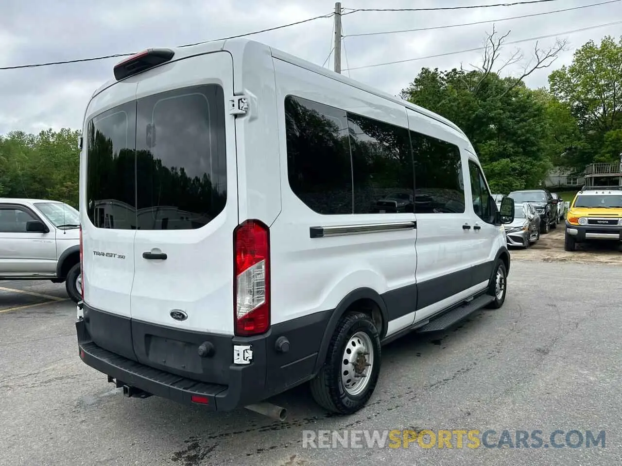 3 Фотография поврежденного автомобиля 1FBAX9C8XLKB11657 FORD TRANSIT 2020