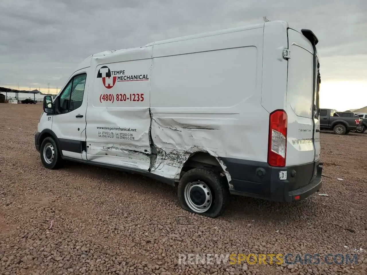 2 Фотография поврежденного автомобиля 1FTBR1C89LKA43069 FORD TRANSIT 2020