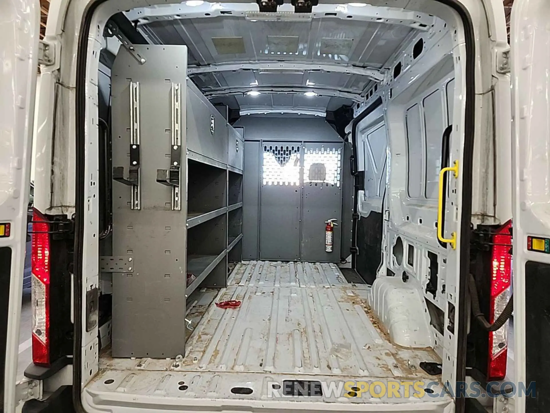 13 Фотография поврежденного автомобиля 1FTBR1CG0LKB75399 FORD TRANSIT 2020