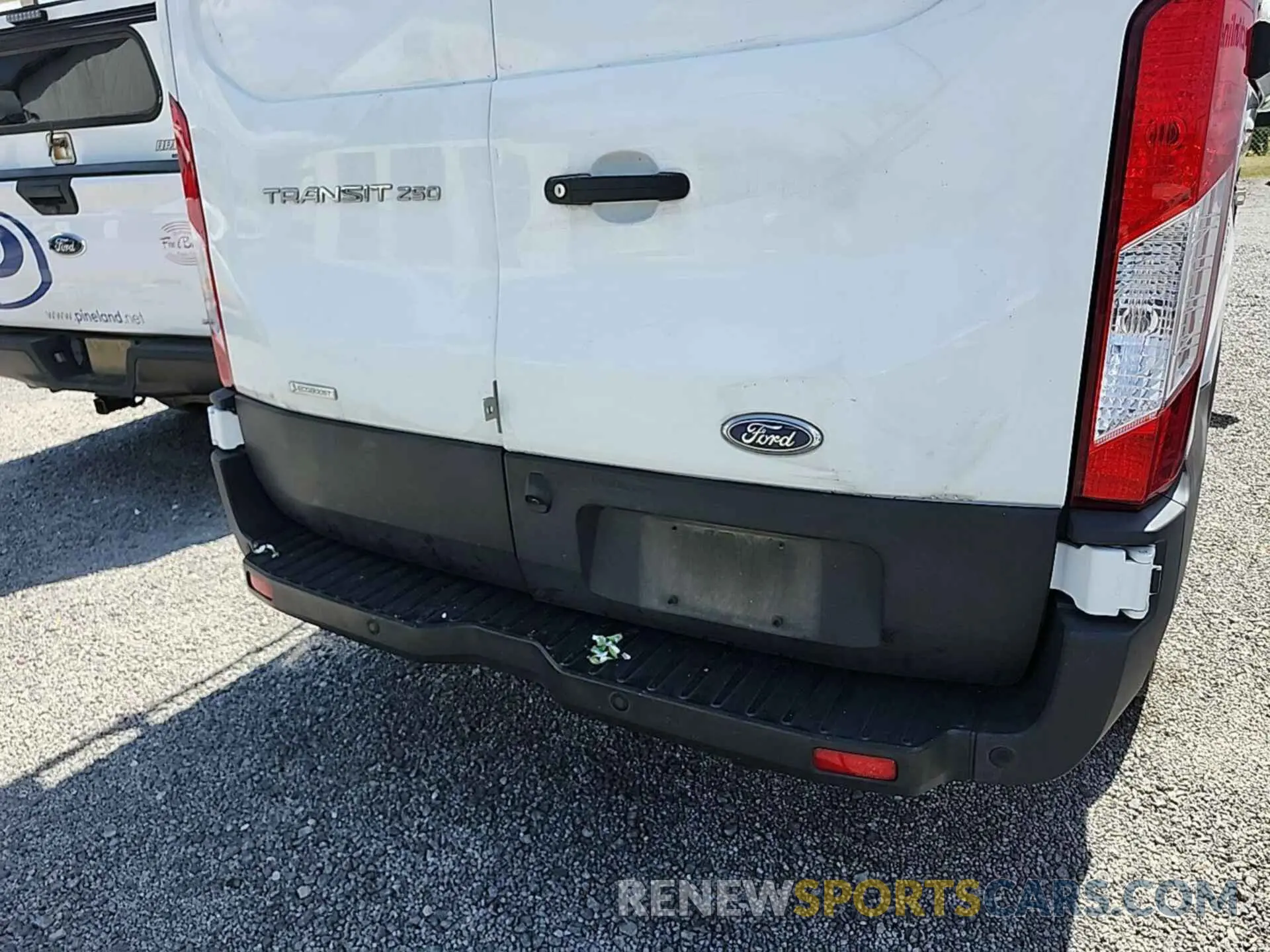 1 Photograph of a damaged car 1FTBR1YG2LKA50462 FORD TRANSIT 2020