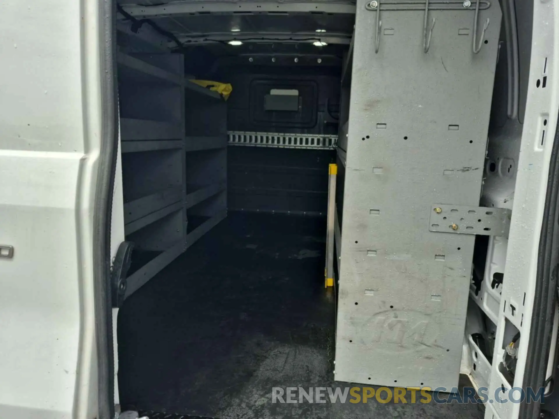 3 Photograph of a damaged car 1FTBR1YG2LKA50462 FORD TRANSIT 2020