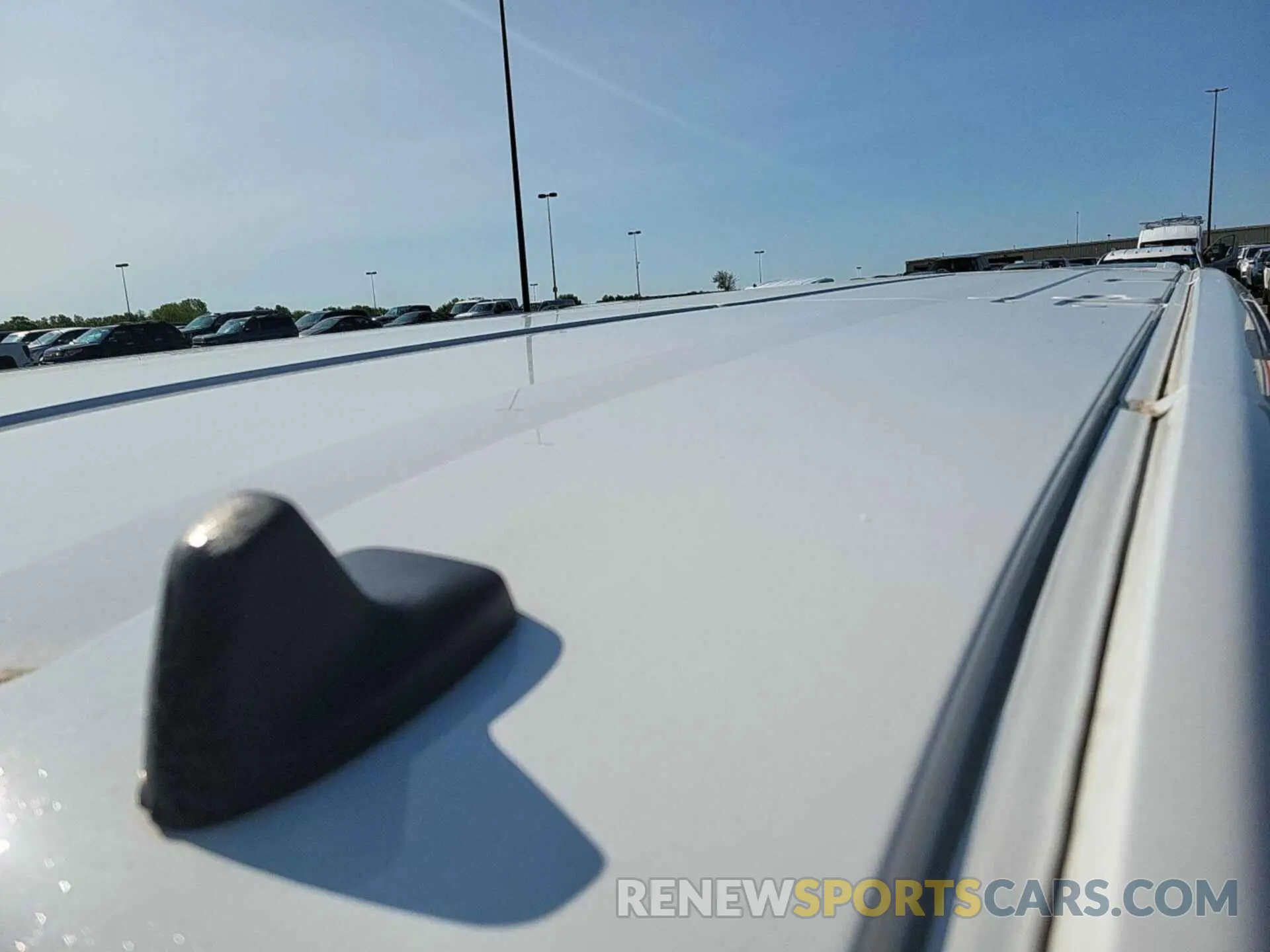 5 Photograph of a damaged car 1FTBR2YG1LKB62031 FORD TRANSIT 2020