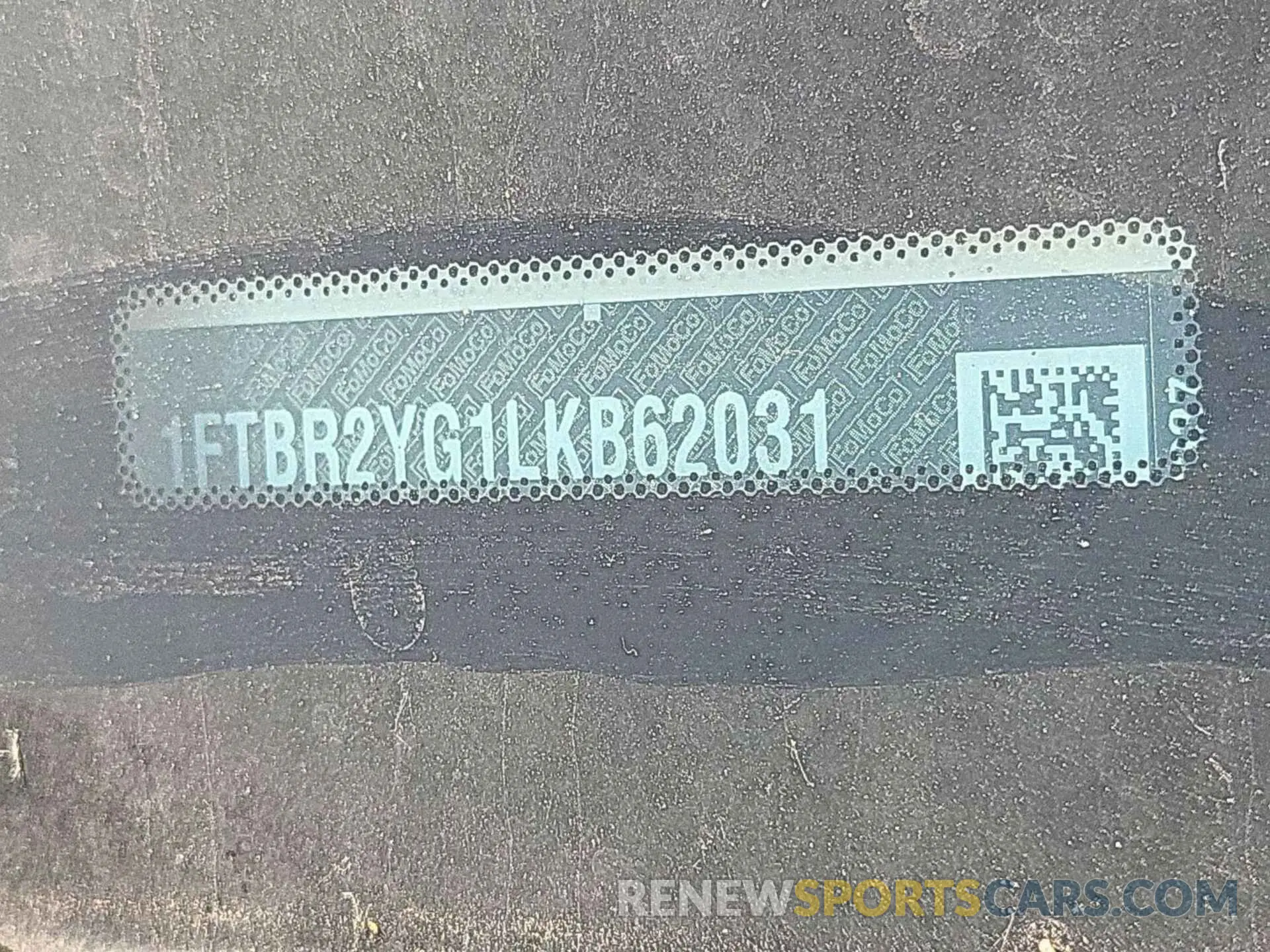 8 Photograph of a damaged car 1FTBR2YG1LKB62031 FORD TRANSIT 2020