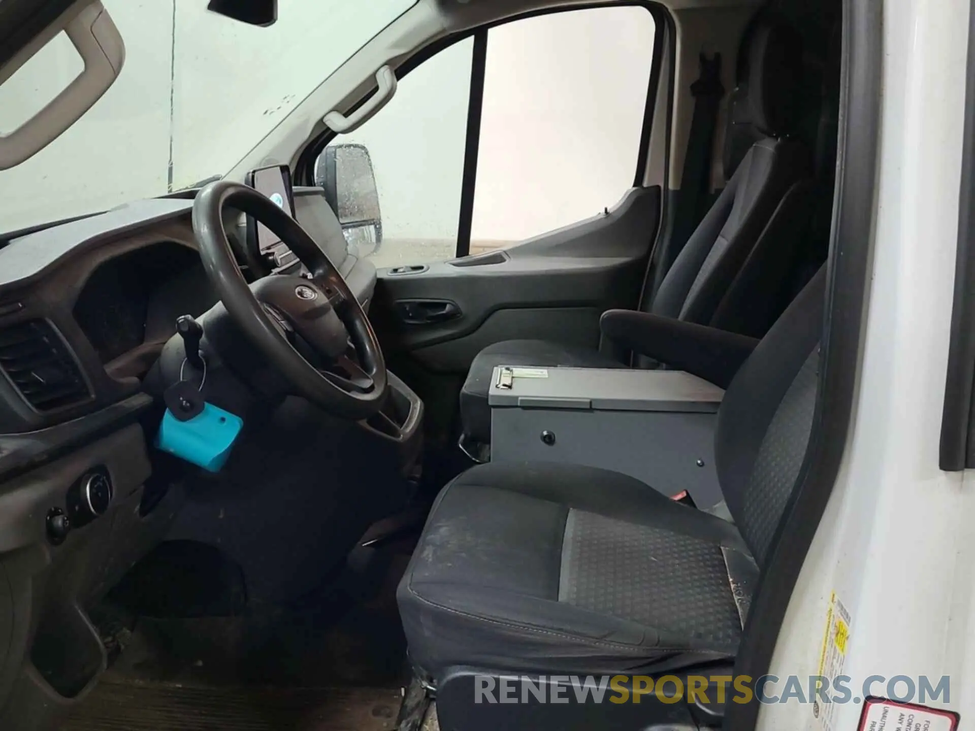 23 Photograph of a damaged car 1FTBR2YG2LKA35840 FORD TRANSIT 2020