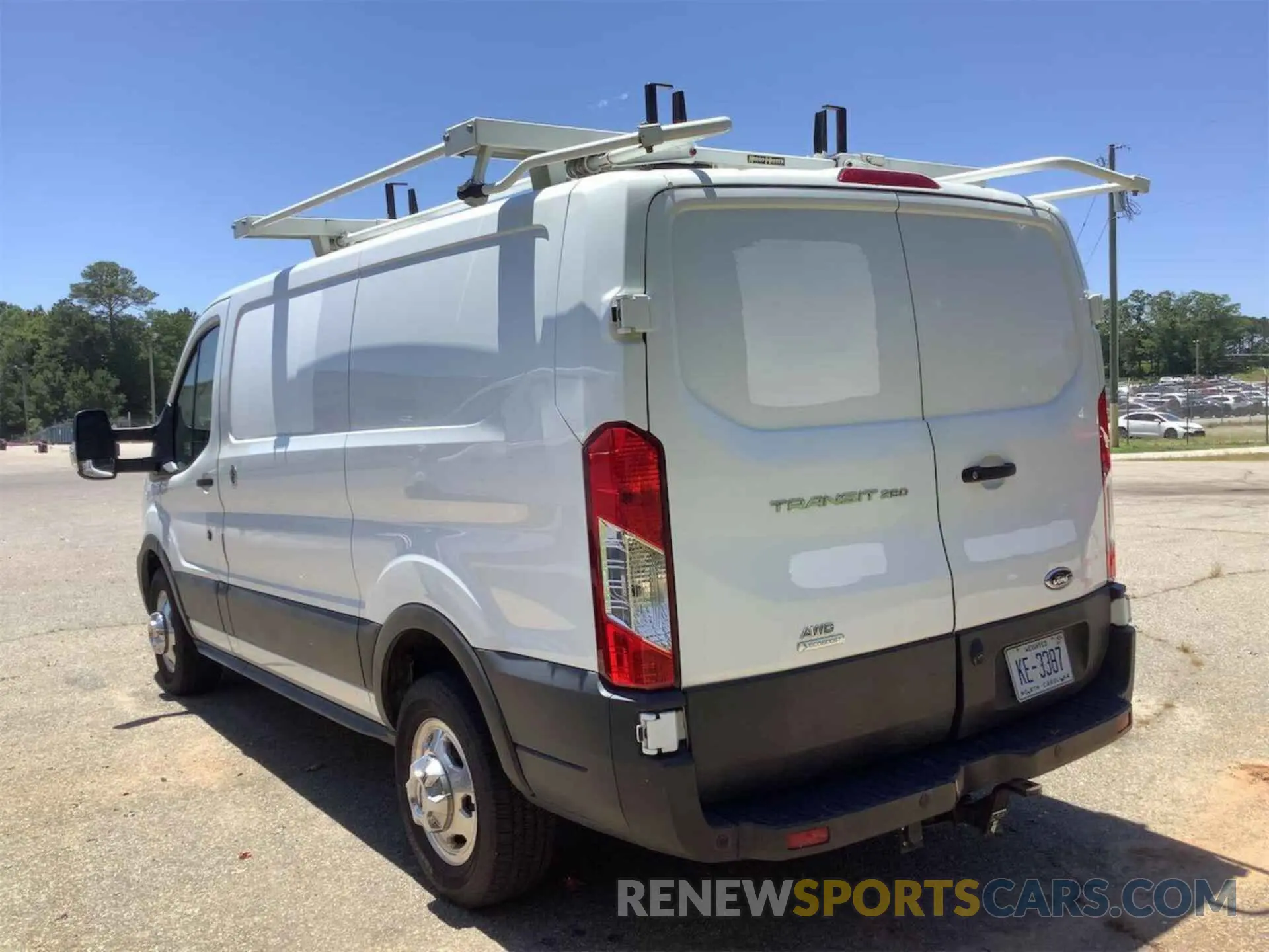 18 Photograph of a damaged car 1FTBR2YG8LKB18804 FORD TRANSIT 2020