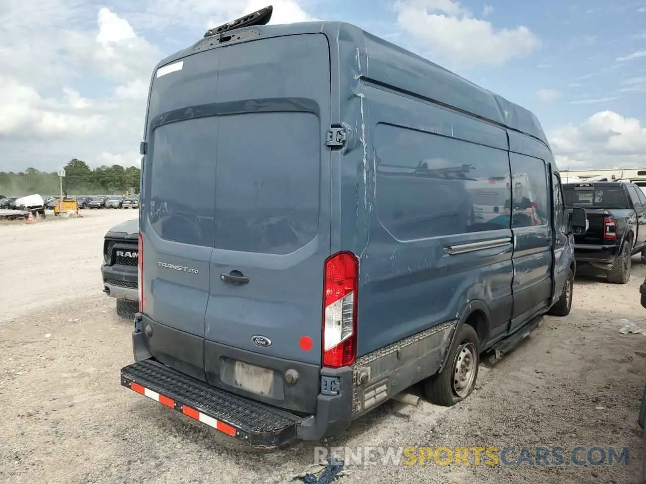 3 Photograph of a damaged car 1FTBR3X80LKA28305 FORD TRANSIT 2020