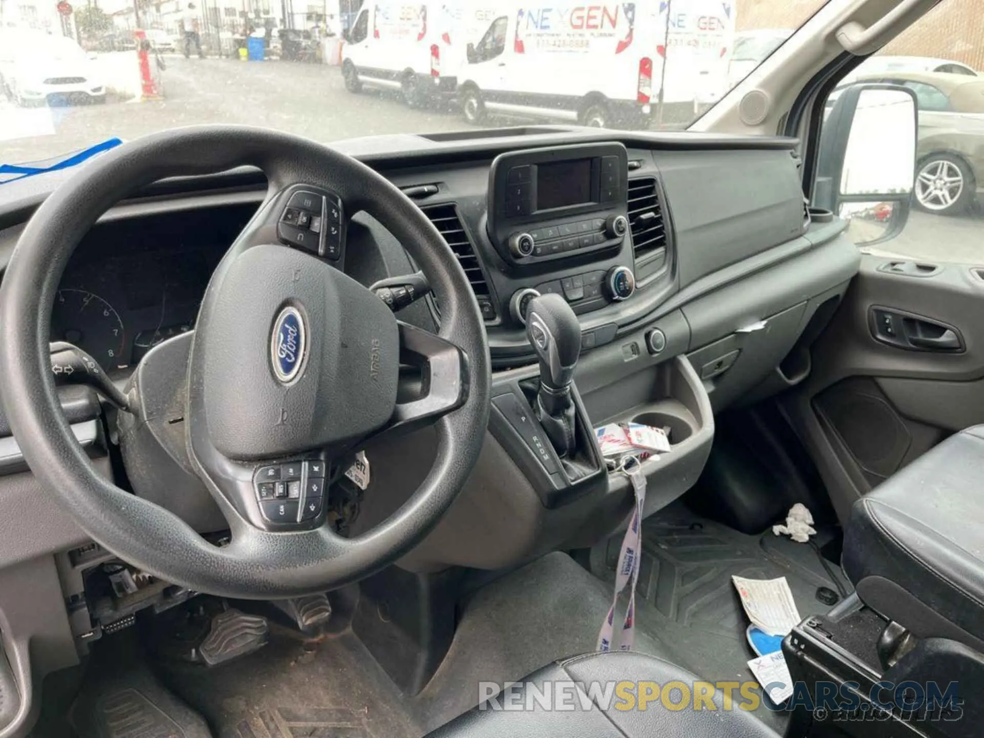 11 Photograph of a damaged car 1FTYE1C85LKB77907 FORD TRANSIT 2020