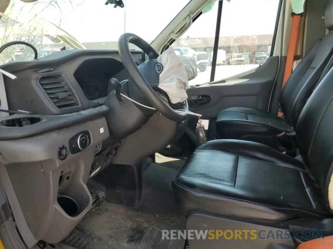 7 Фотография поврежденного автомобиля 1FTYE1C88LKB55948 FORD TRANSIT 2020