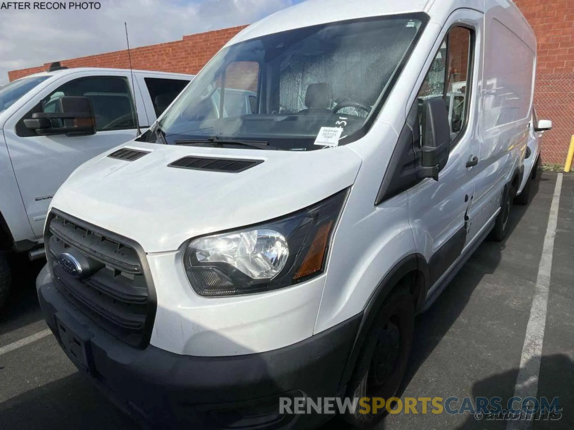 10 Фотография поврежденного автомобиля 1FTYE1C89LKB59507 FORD TRANSIT 2020