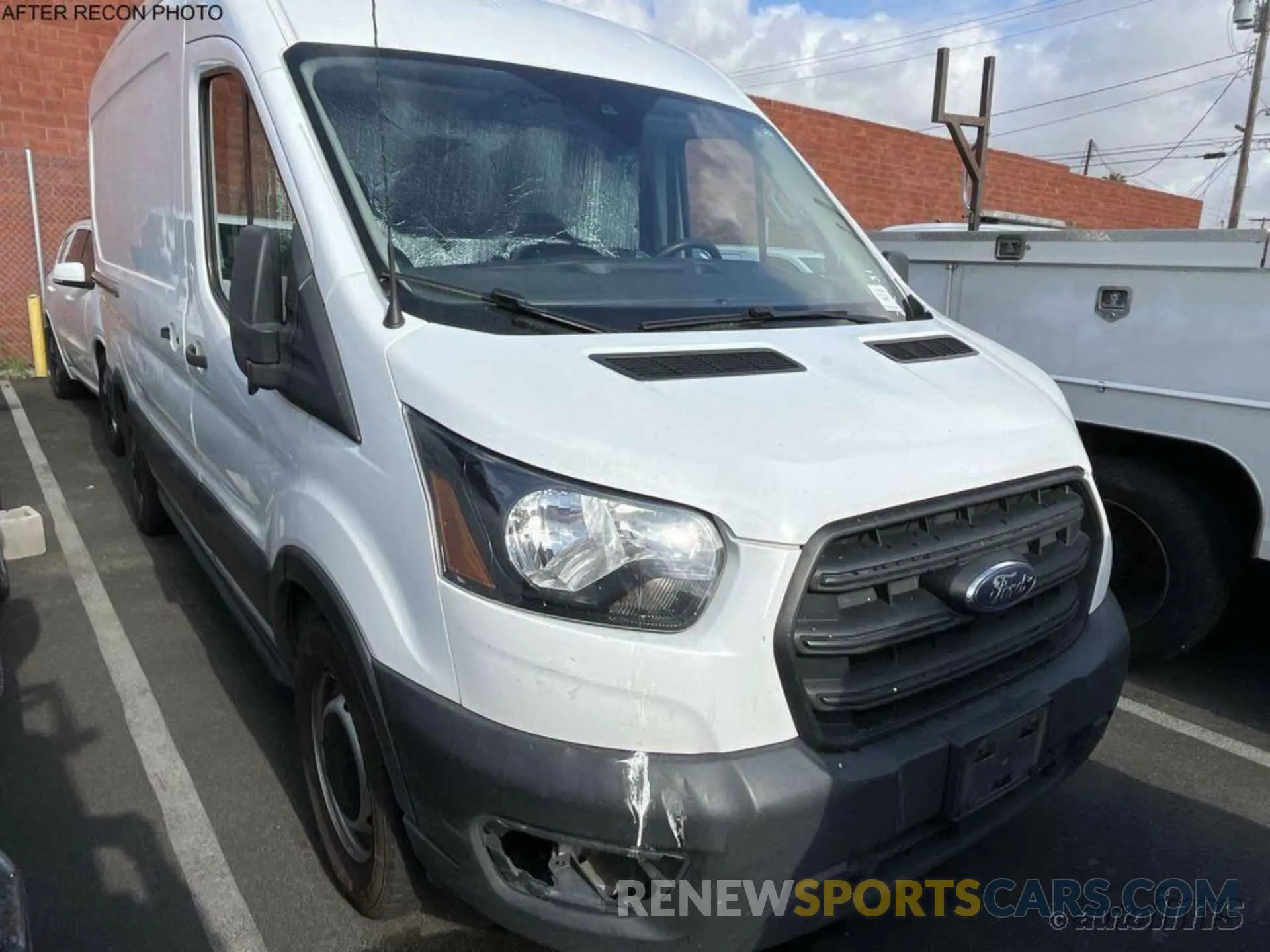 15 Фотография поврежденного автомобиля 1FTYE1C89LKB59507 FORD TRANSIT 2020