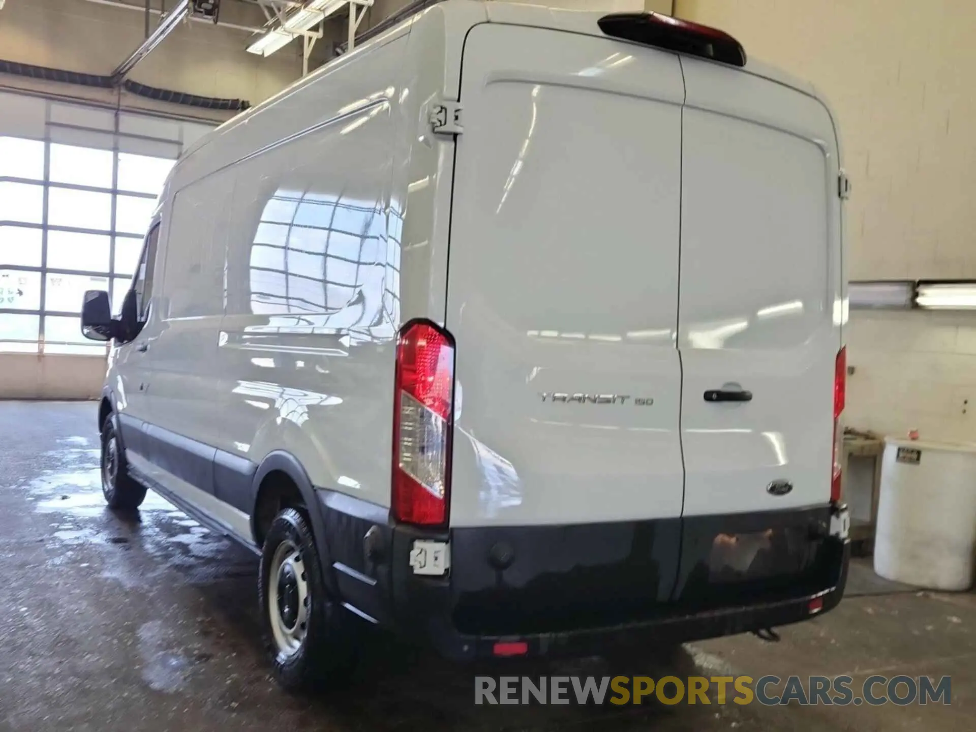 7 Photograph of a damaged car 1FTYE1C8XLKB31621 FORD TRANSIT 2020