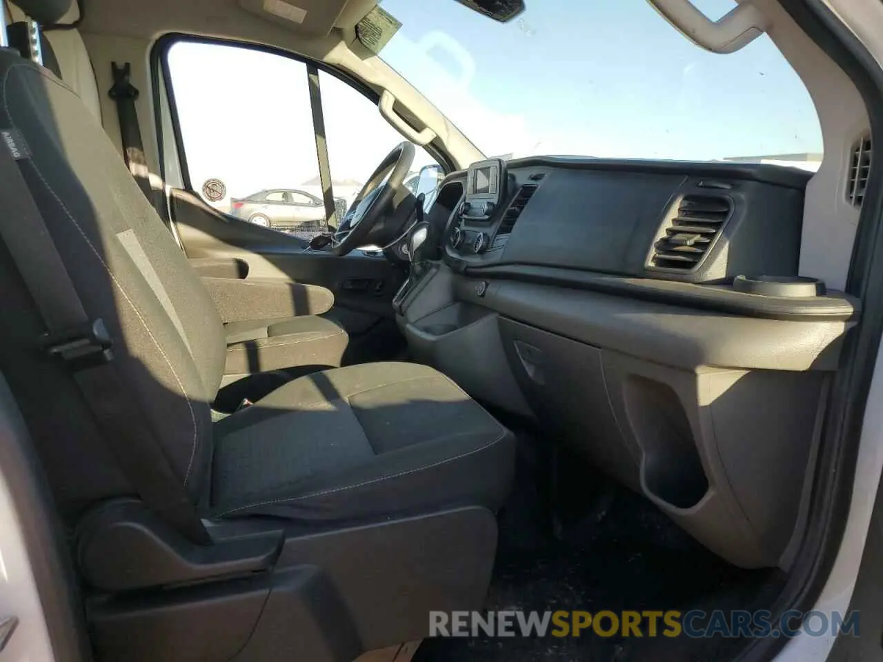 8 Фотография поврежденного автомобиля 1FTYE1Y8XLKB43776 FORD TRANSIT 2020