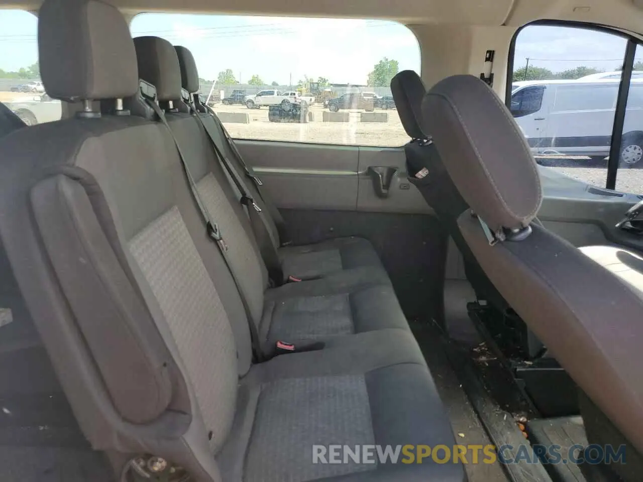 11 Photograph of a damaged car 1FBAX2YG4MKA14947 FORD TRANSIT 2021
