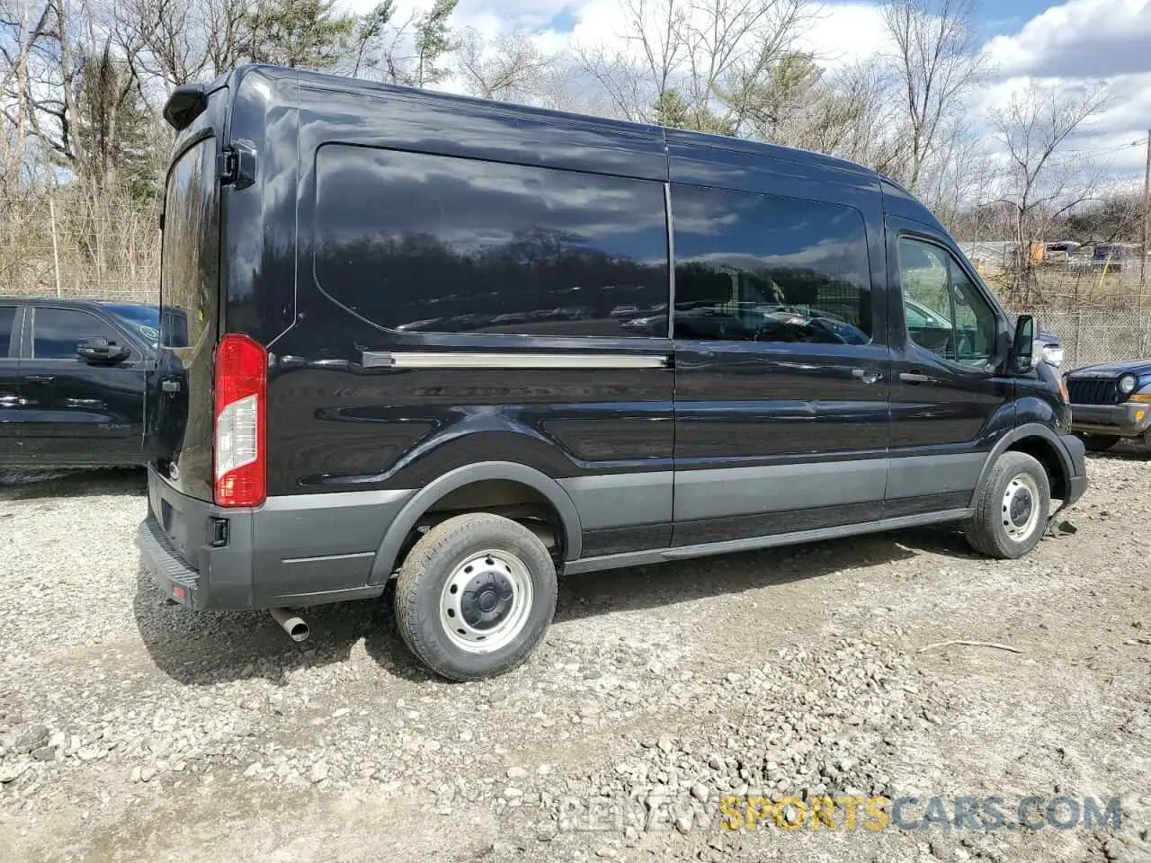 3 Фотография поврежденного автомобиля 1FTBR1C82MKA77940 FORD TRANSIT 2021