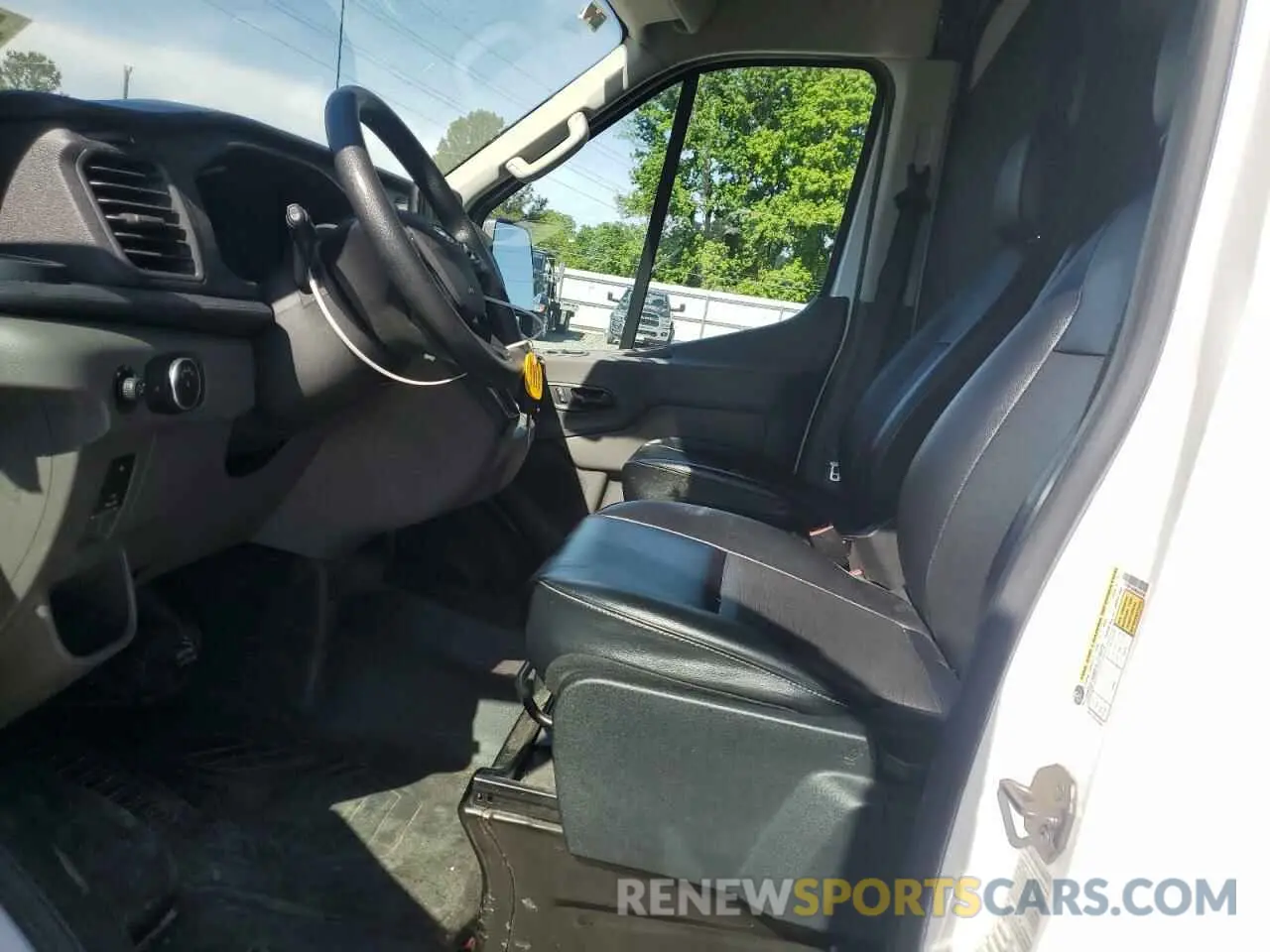 7 Photograph of a damaged car 1FTBR1X85MKA45784 FORD TRANSIT 2021