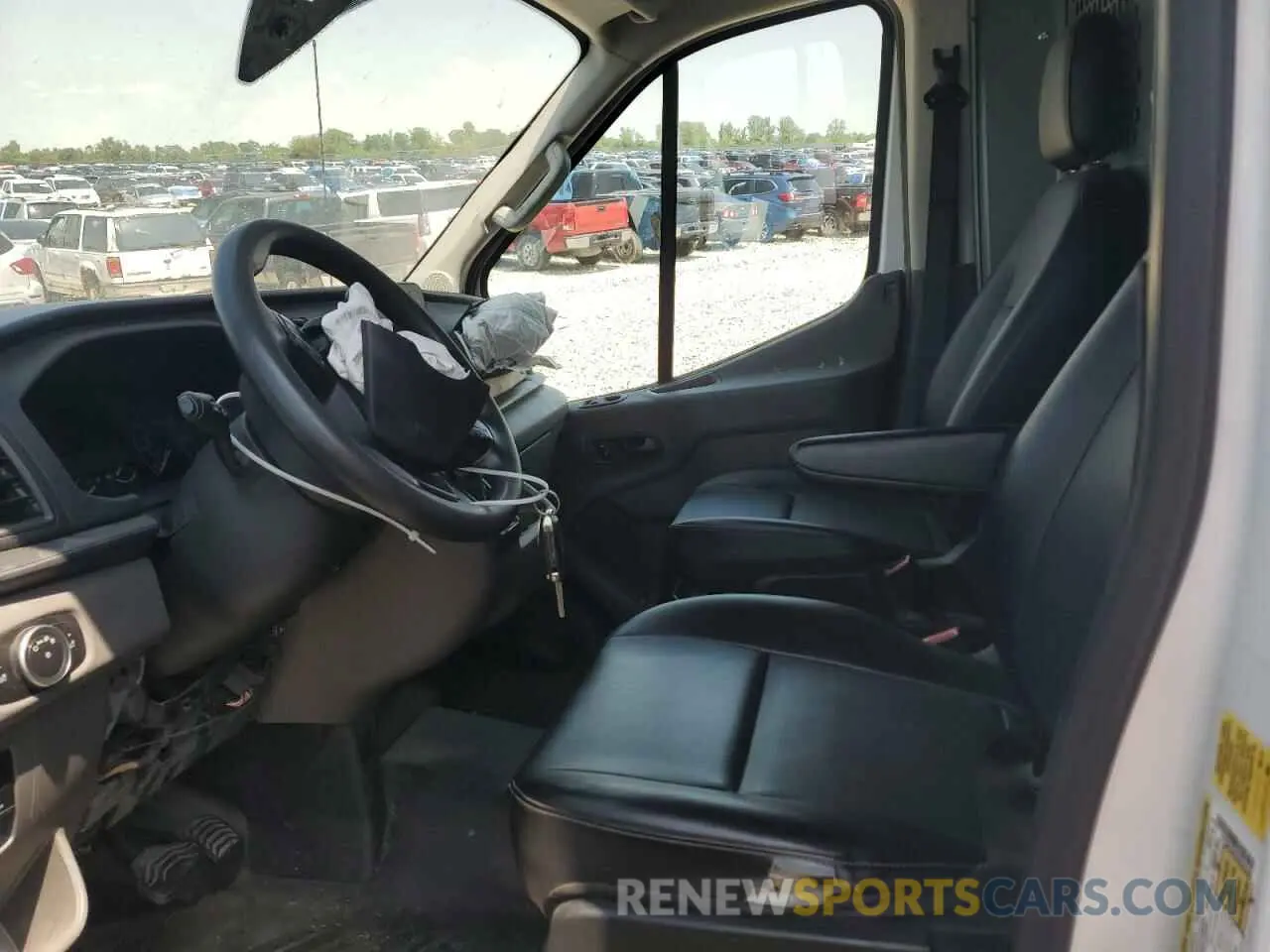 7 Photograph of a damaged car 1FTBR1X87MKA53899 FORD TRANSIT 2021