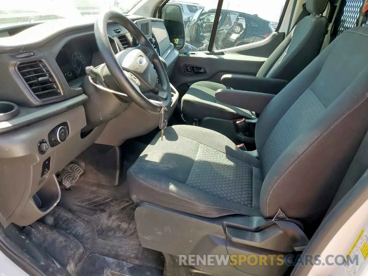 7 Photograph of a damaged car 1FTBR1Y80MKA45187 FORD TRANSIT 2021