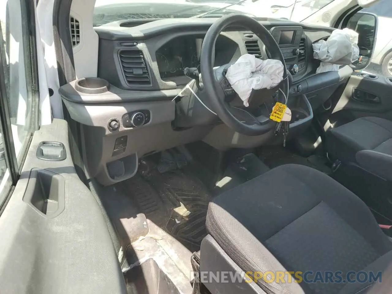 8 Photograph of a damaged car 1FTBR1Y85MKA45072 FORD TRANSIT 2021