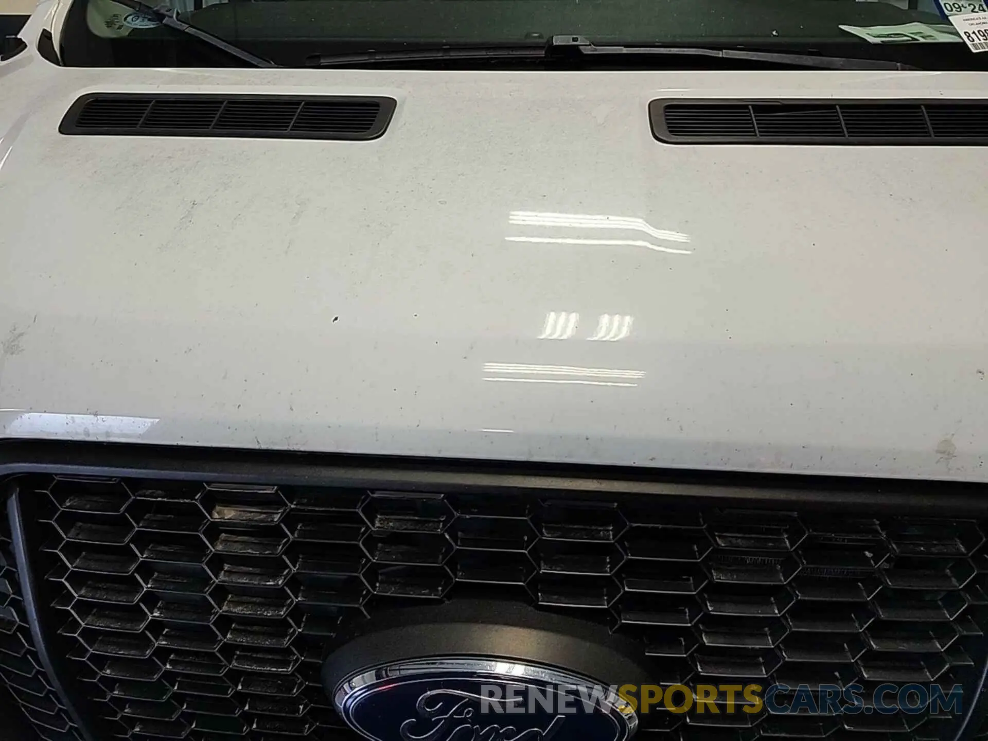 26 Photograph of a damaged car 1FTBR1Y86MKA66917 FORD TRANSIT 2021