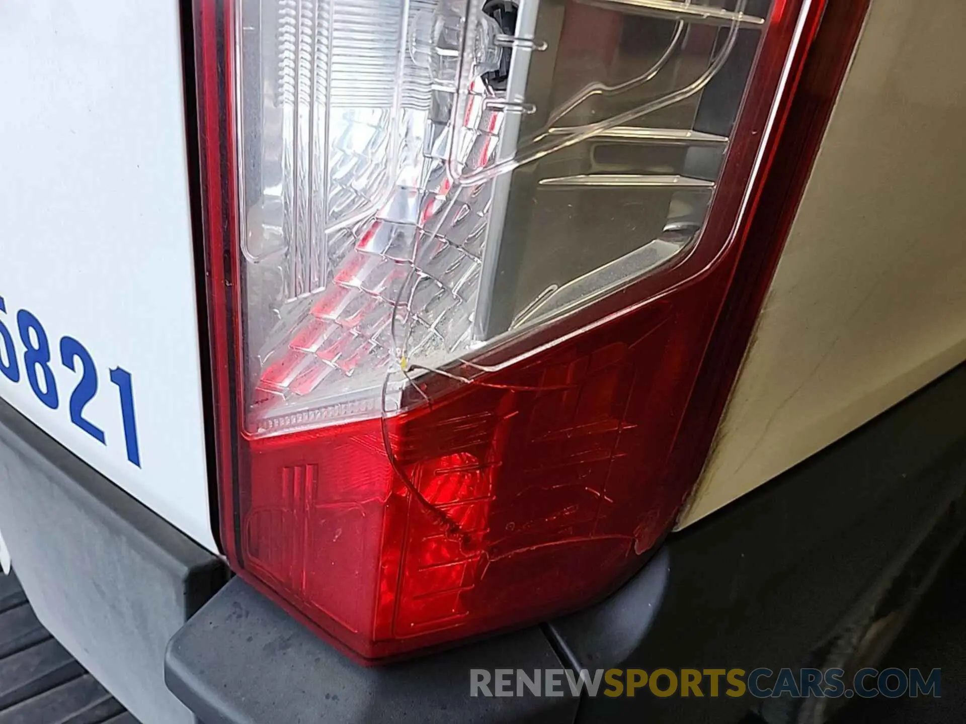 6 Photograph of a damaged car 1FTBR1Y86MKA66917 FORD TRANSIT 2021