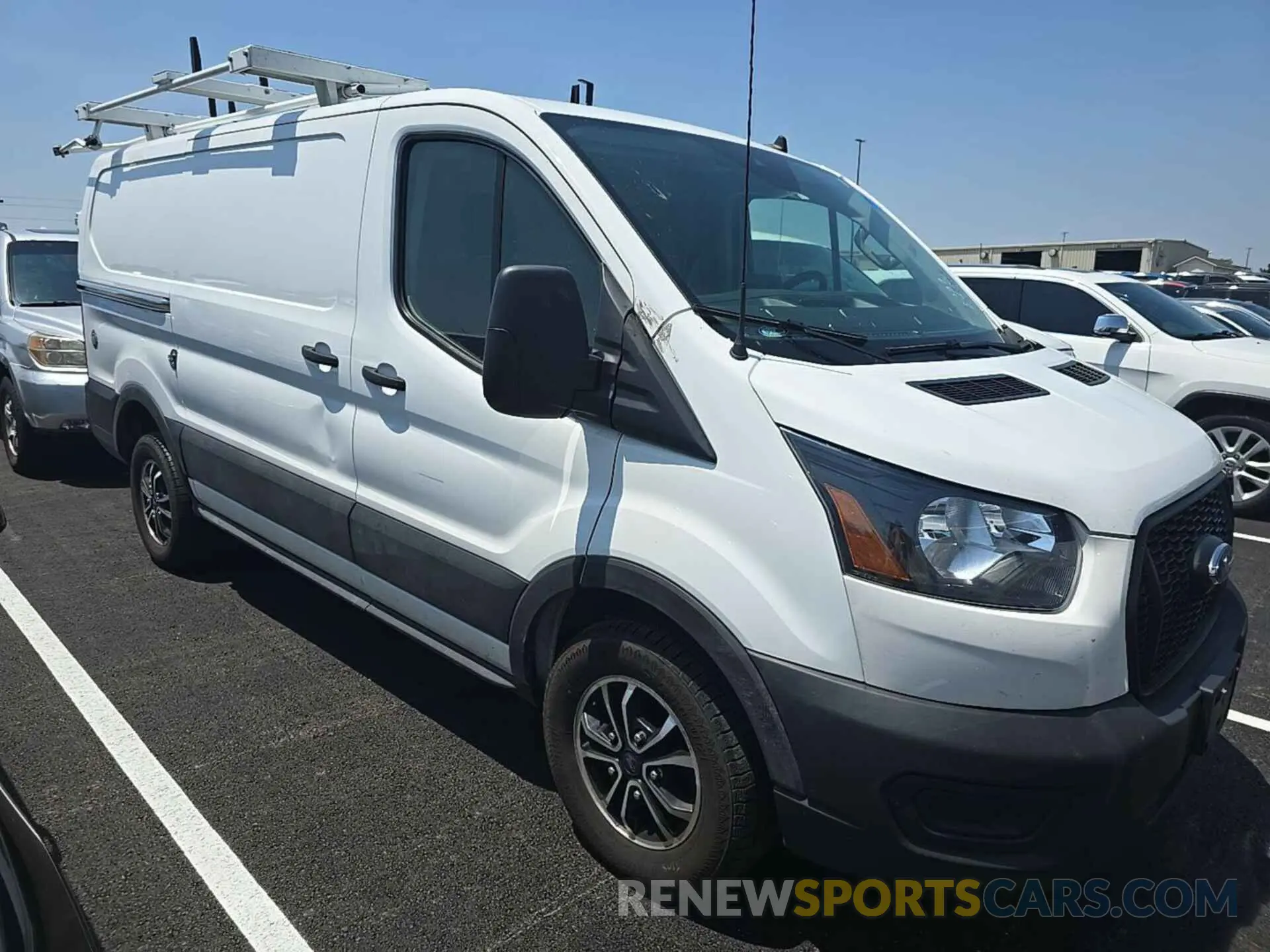 28 Фотография поврежденного автомобиля 1FTBR1YGXMKA40022 FORD TRANSIT 2021