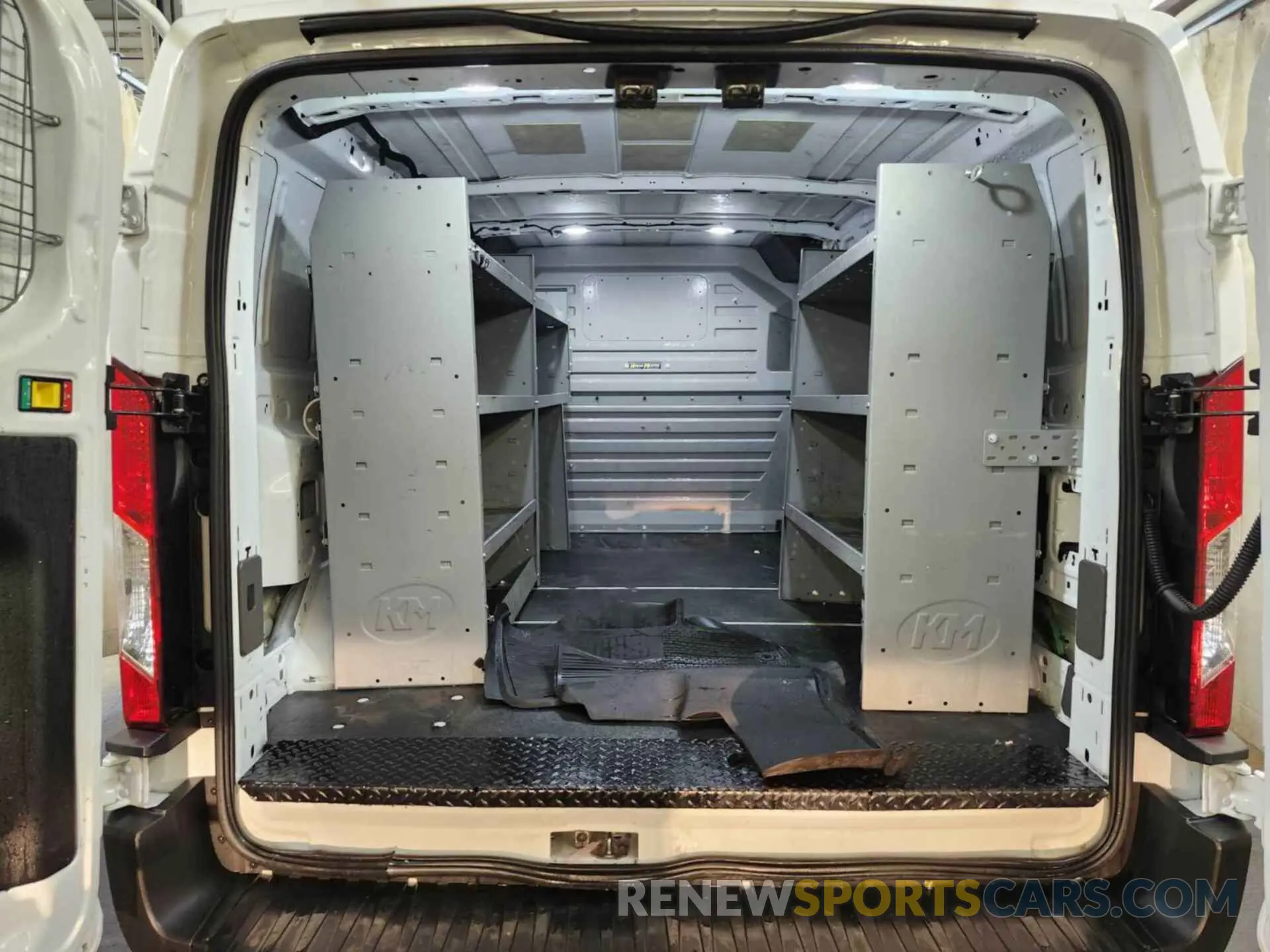 30 Фотография поврежденного автомобиля 1FTBR1YGXMKA40022 FORD TRANSIT 2021