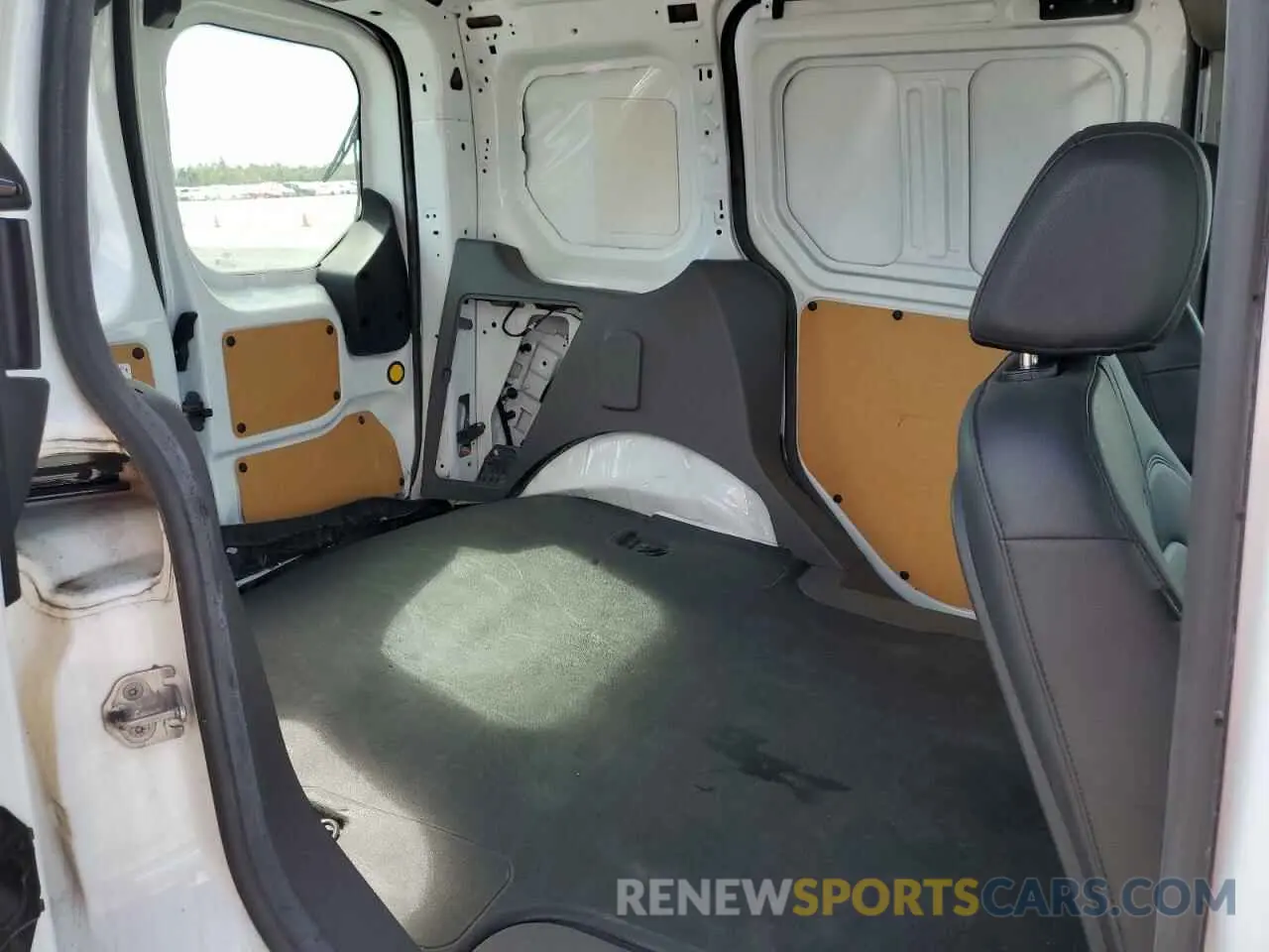11 Фотография поврежденного автомобиля NM0LS6E23M1498065 FORD TRANSIT 2021