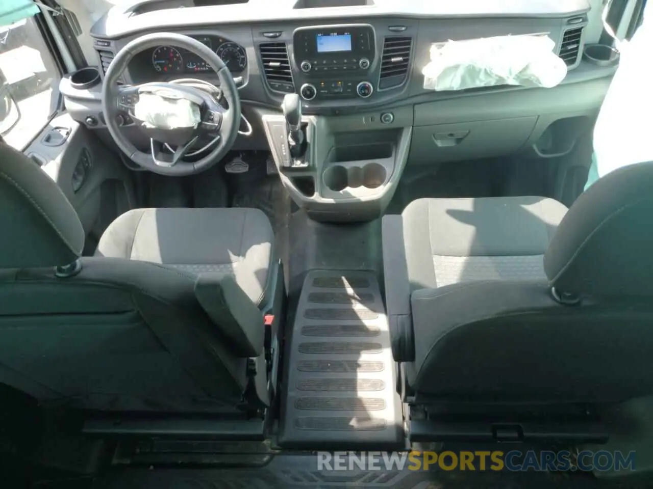 8 Фотография поврежденного автомобиля 1FBAX2C85NKA17809 FORD TRANSIT 2022