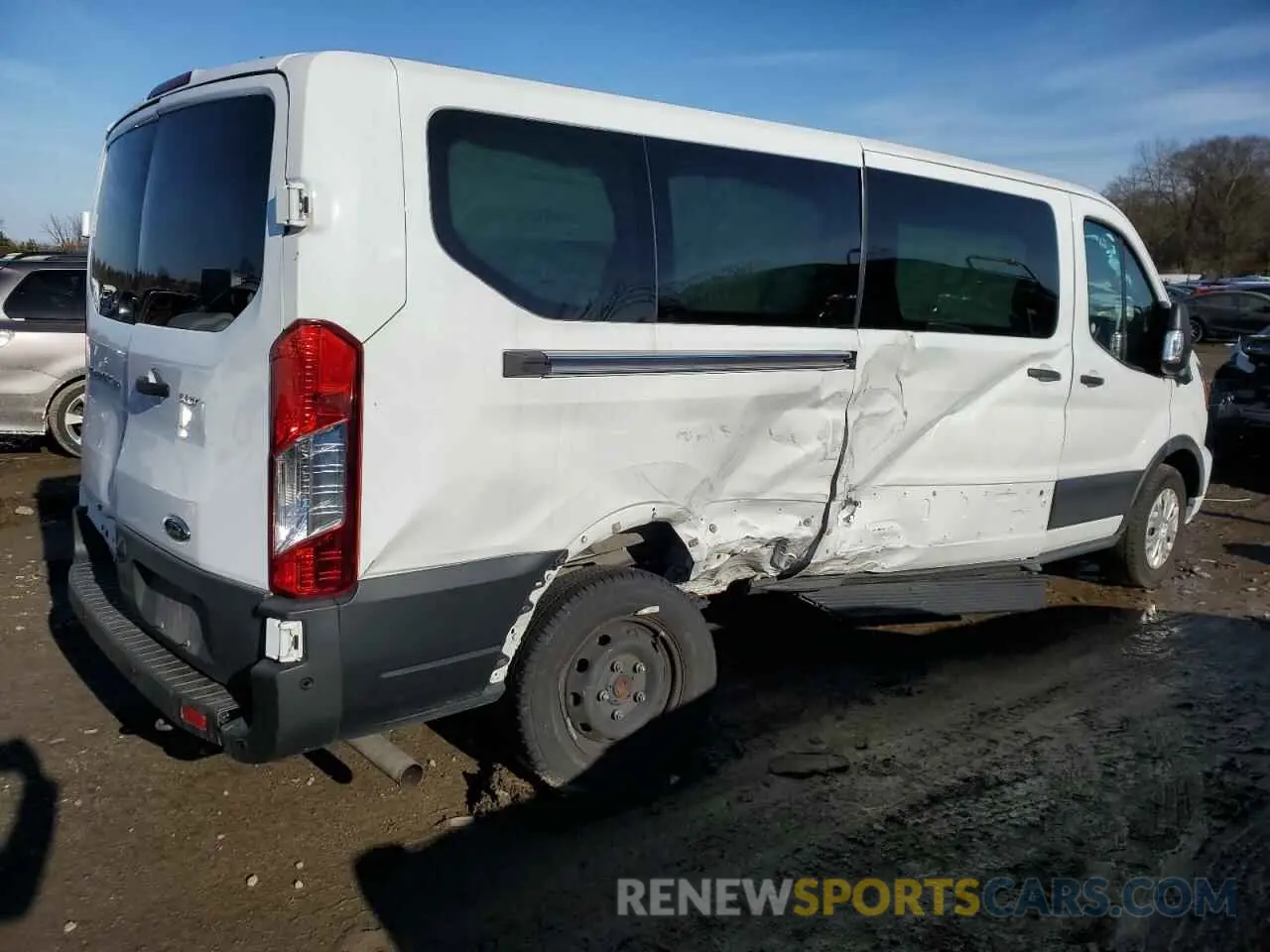3 Photograph of a damaged car 1FBAX2Y82NKA79497 FORD TRANSIT 2022