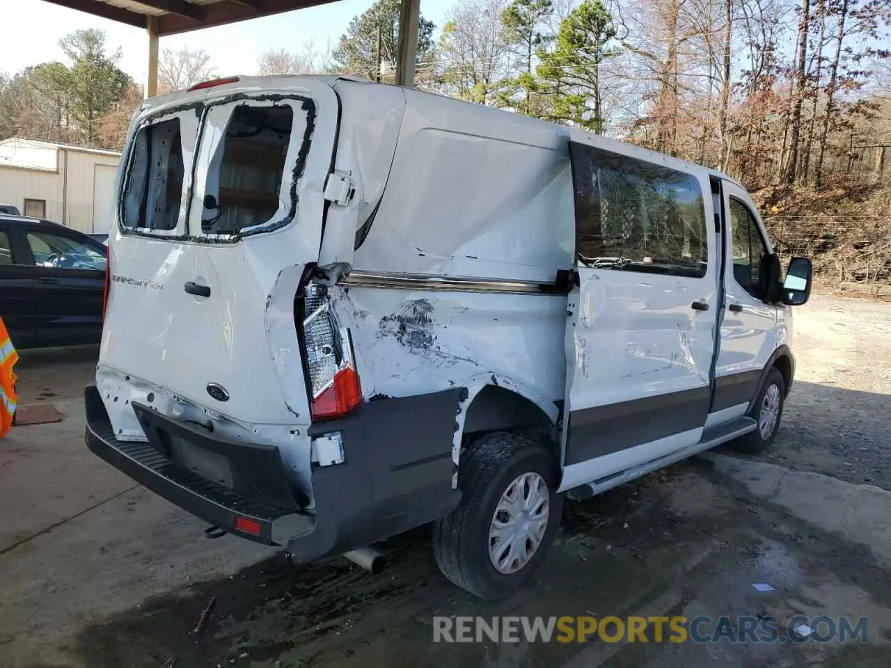 3 Photograph of a damaged car 1FTBR1Y86NKA24488 FORD TRANSIT 2022