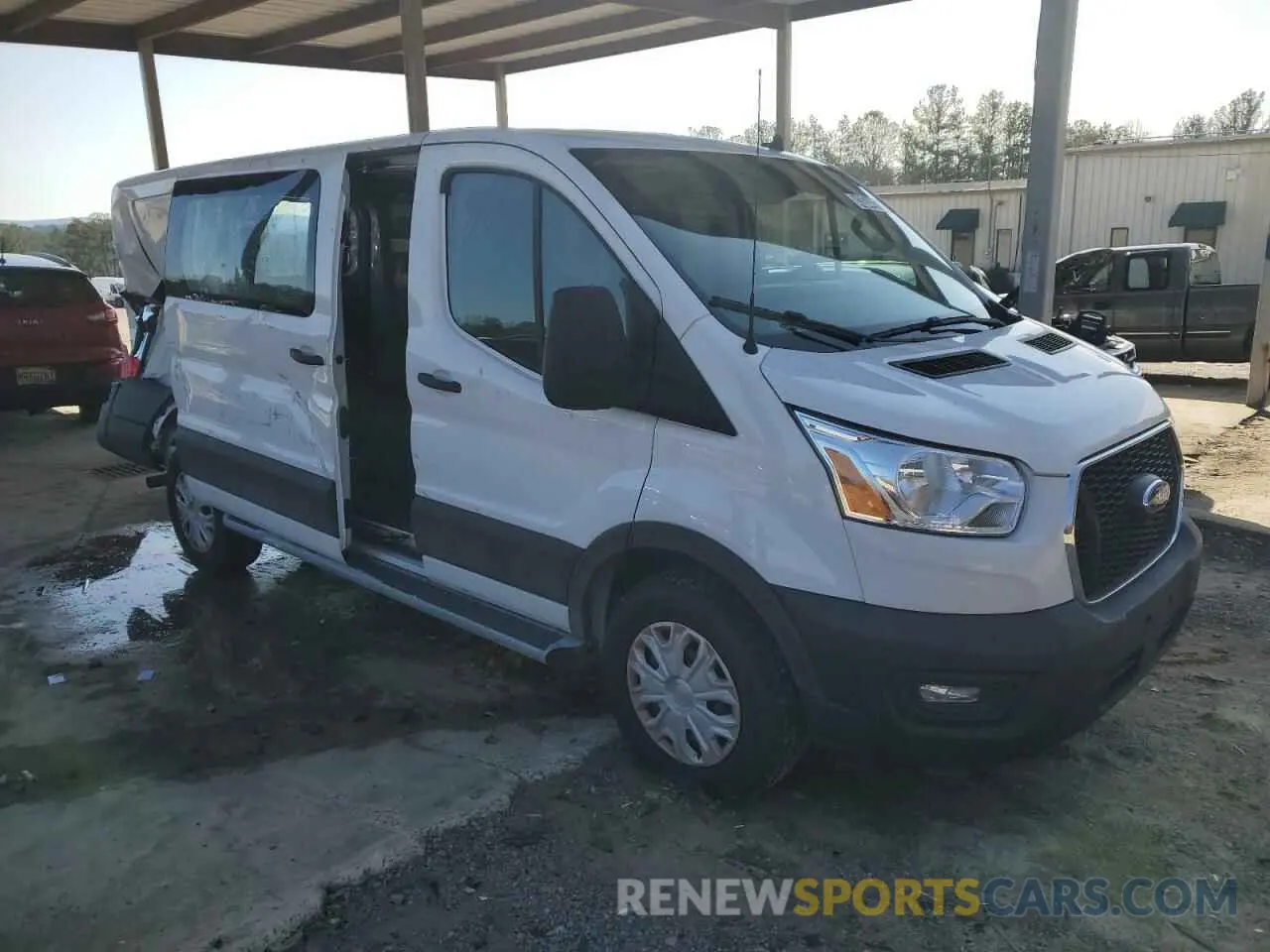 4 Photograph of a damaged car 1FTBR1Y86NKA24488 FORD TRANSIT 2022