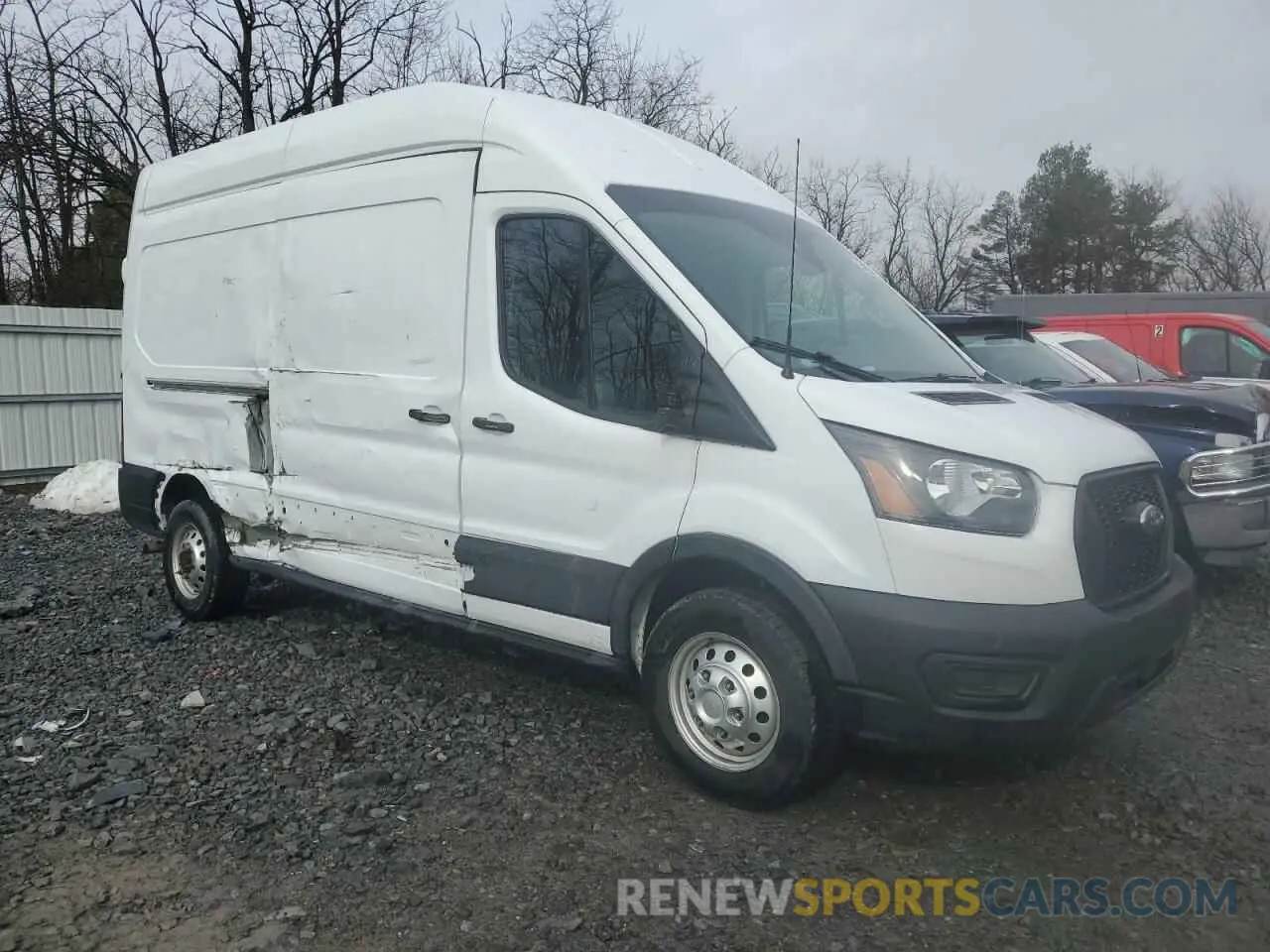 4 Photograph of a damaged car 1FTBR2X82NKA72092 FORD TRANSIT 2022