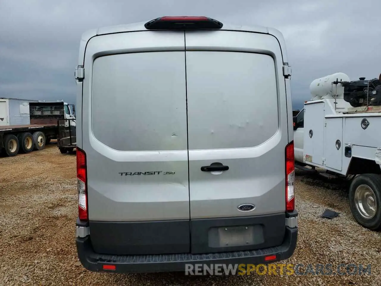 6 Фотография поврежденного автомобиля 1FTBW9C87NKA52461 FORD TRANSIT 2022
